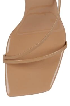 HIGHLIGHT 15 HIGHLIGHT -Jeffrey Campbell Store highlight yyh 548396